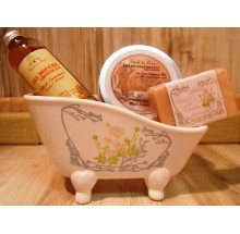 Baignoire Roses, lait d’ânesse BIO et rose de Damas